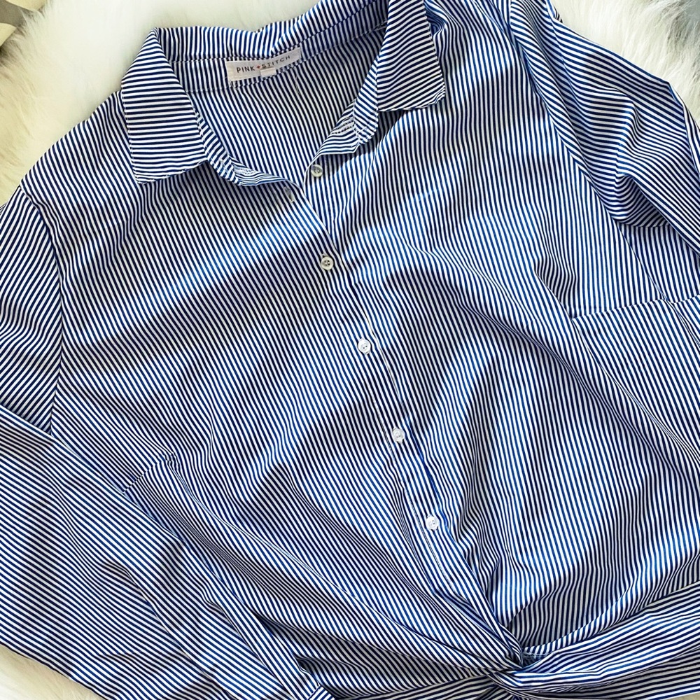 Plus size cropped button down